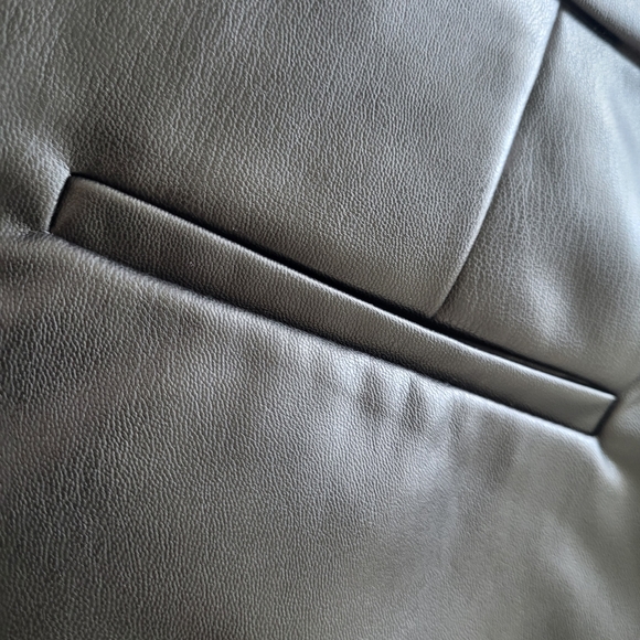 ZARA FAUX LEATHER PLEATED SHORTS - Picture 5 of 8